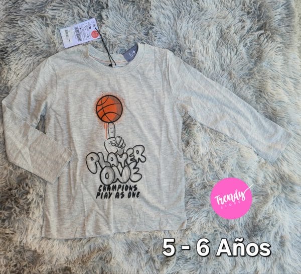 playera balón basket