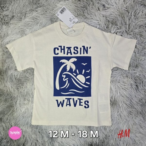 Playera chasin waves
